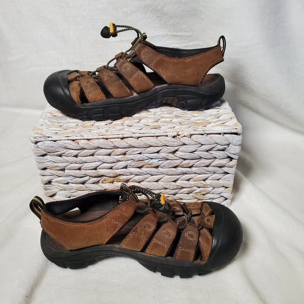 Keen Brown and Black Men's Closed-Toe Hiking Sandals